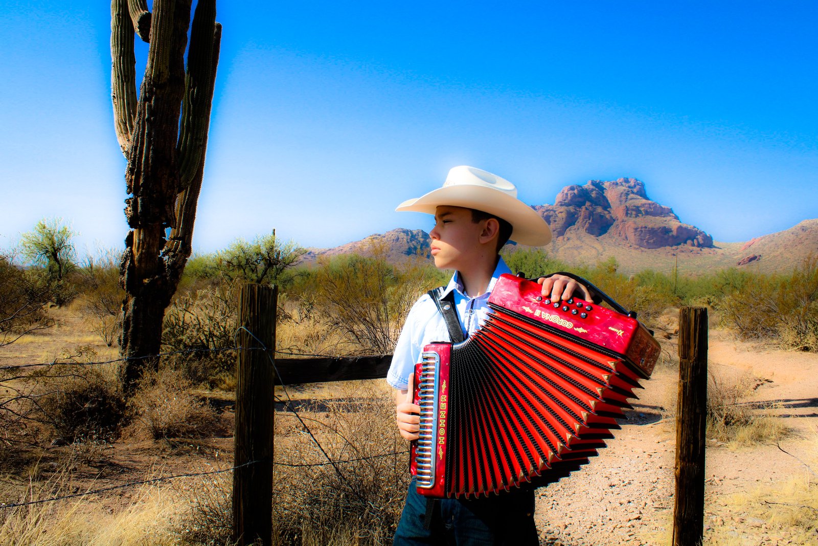 Elijah Ezequiel y Los Conjunto AddictZ