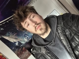 GoldenGusCheddar