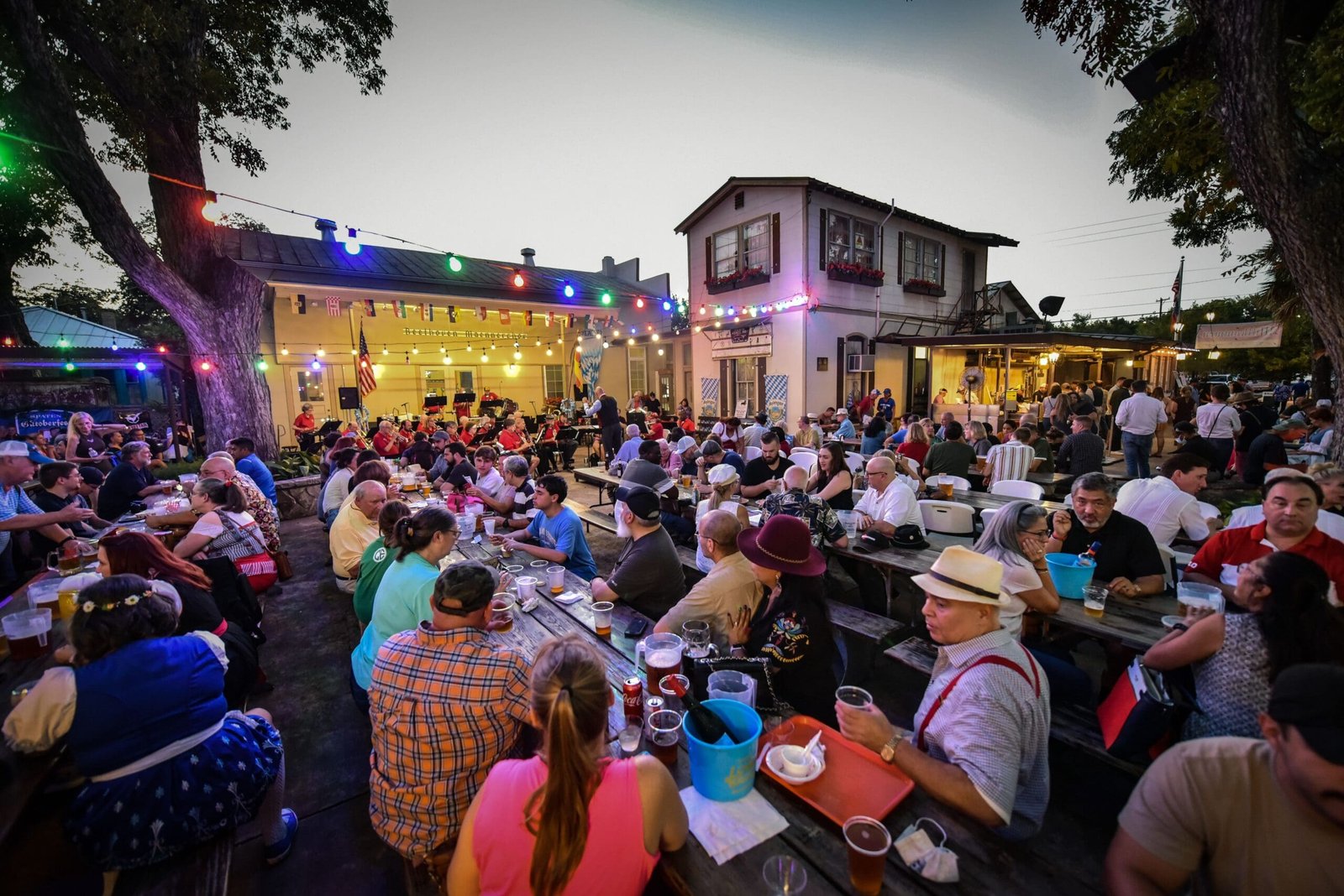 Oktoberfest at Beethoven Maennerchor