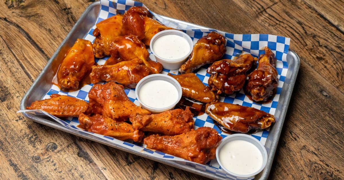 Jokers IceHouse Bar & Grill
