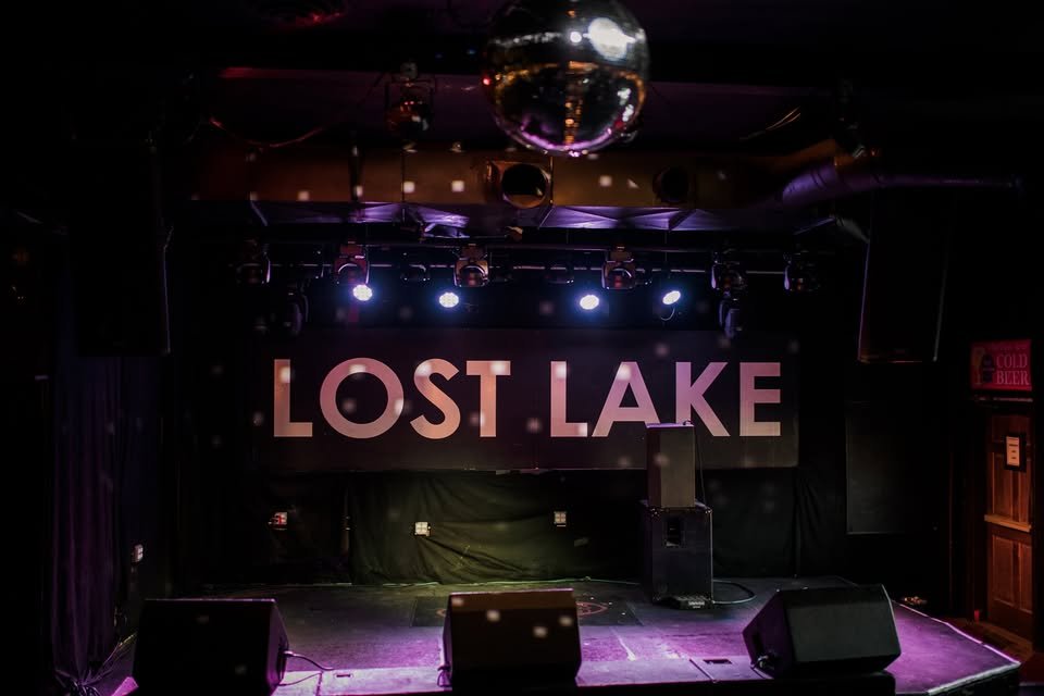 Lost Lake Lounge