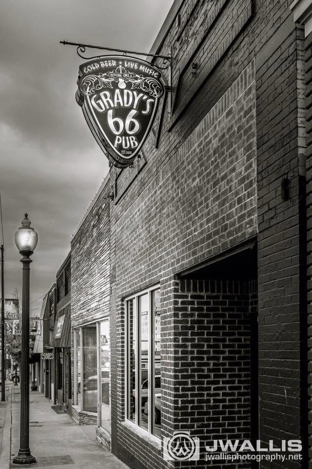 Grady's 66 Pub