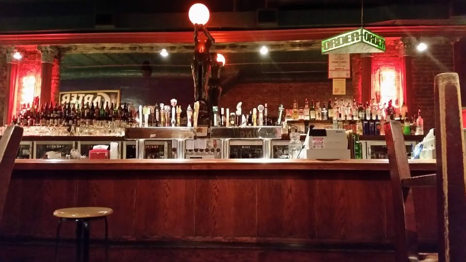 Yia Yia's Pizza & Beer