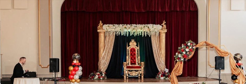 Dickens Opera House